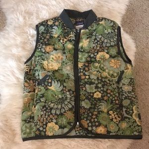Women’s vintage-ish Patagonia vest